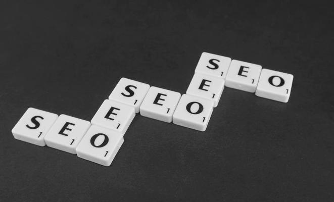 SEO优化影响因素及常用工具（掌握优化技巧，让您的网站登顶搜索引擎）