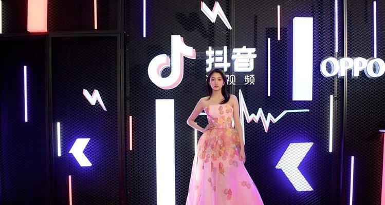 如何成为优秀的抖音卖货主播（掌握关键技巧）
